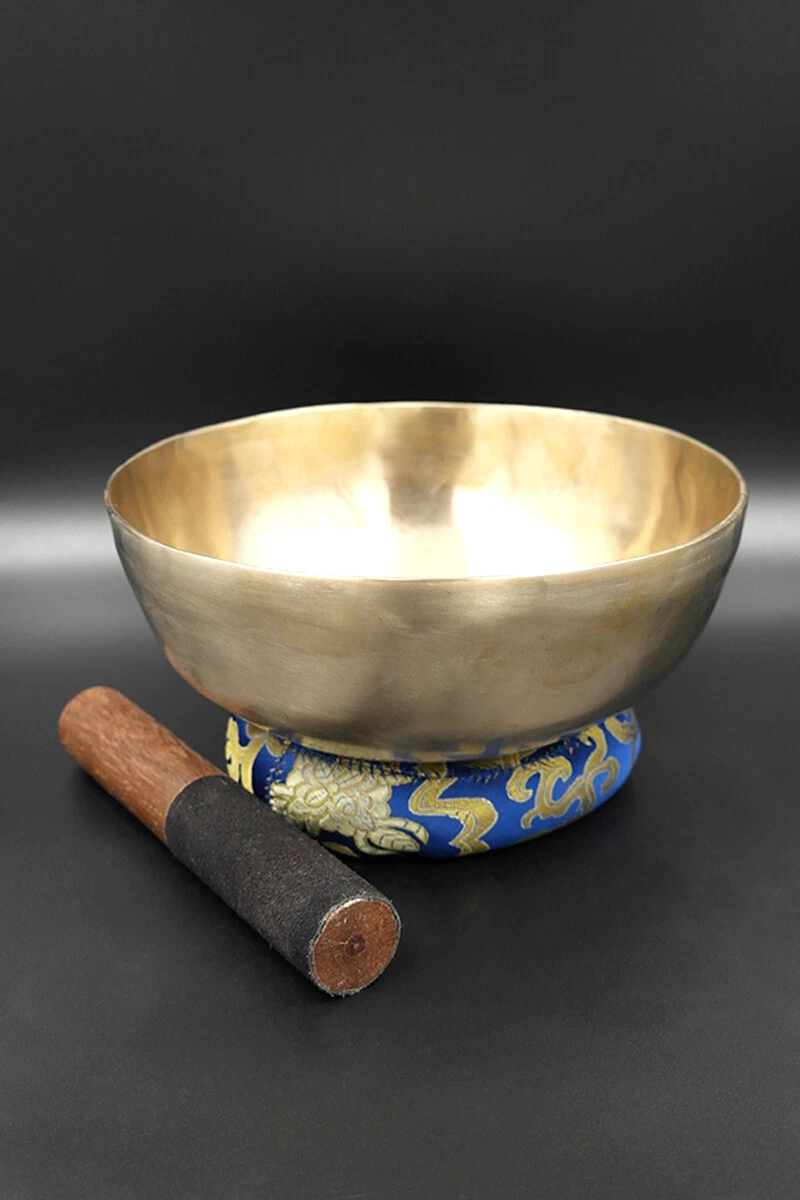 Bol Cantator Tibetan 10 cm – Terapeutic, 7 metale, handmade Nepal, meditație, mindfulness, Bat & Suport matase (cod F64L)