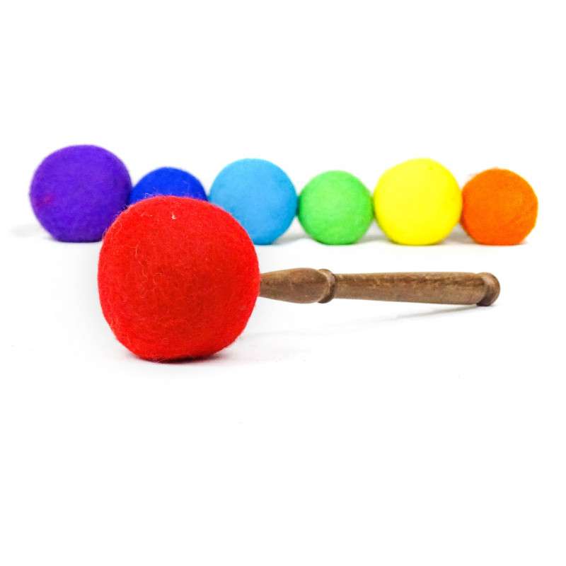 GONG pentru bol cantator, din lemn de piersic, capat infasurat in lana de oaie, rosu (cod F77-1L)